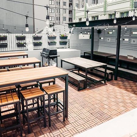 Mad Monkey Downtown Hostel ซิดนีย์ ภายนอก รูปภาพ