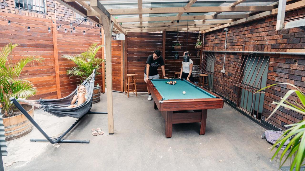 Mad Monkey Downtown Hostel ซิดนีย์ ภายนอก รูปภาพ
