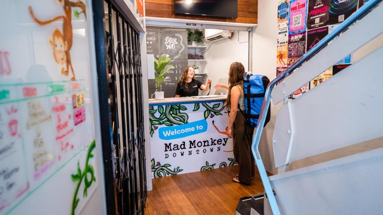 Mad Monkey Downtown Hostel ซิดนีย์ ภายนอก รูปภาพ